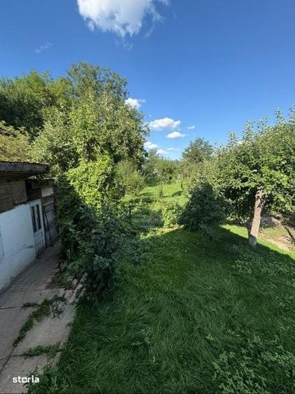 Casă cu 3 camere în Rotbav