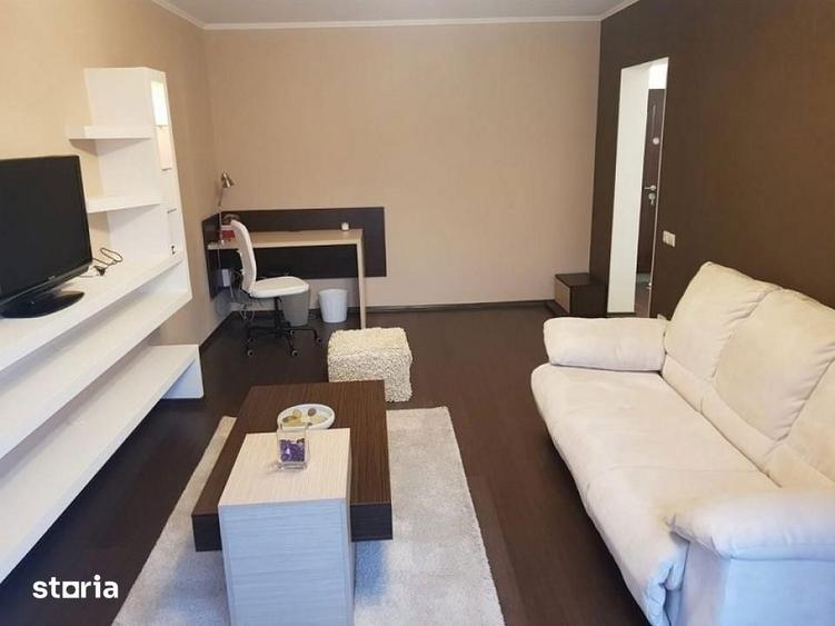 Apartament cu 2 camere, mobilat în Gara de Nord