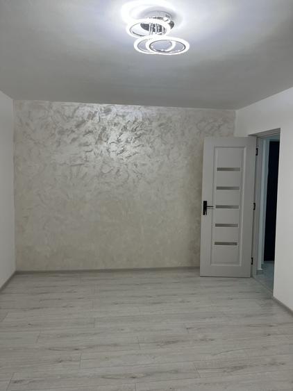 Apartament cu 2 camere decomandat în Obor