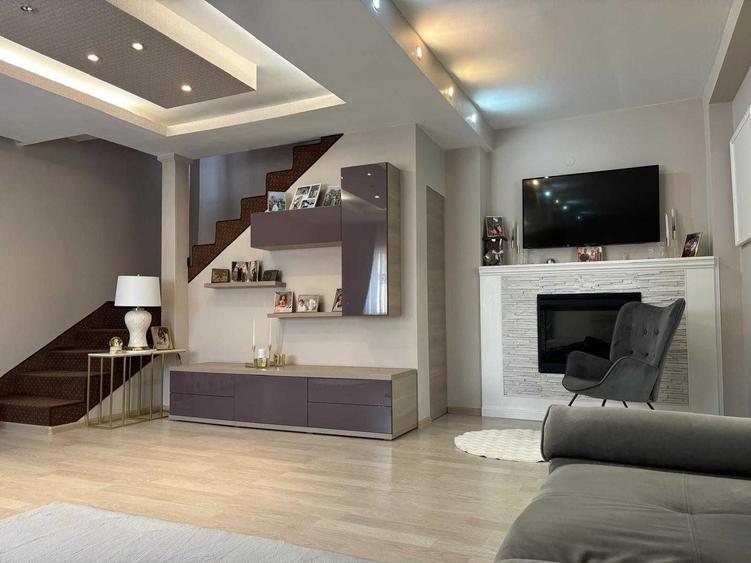 casa de vanzare in Oradea - cartierul Iosia (are inclus si spatiu comercial 30 mp) - 7