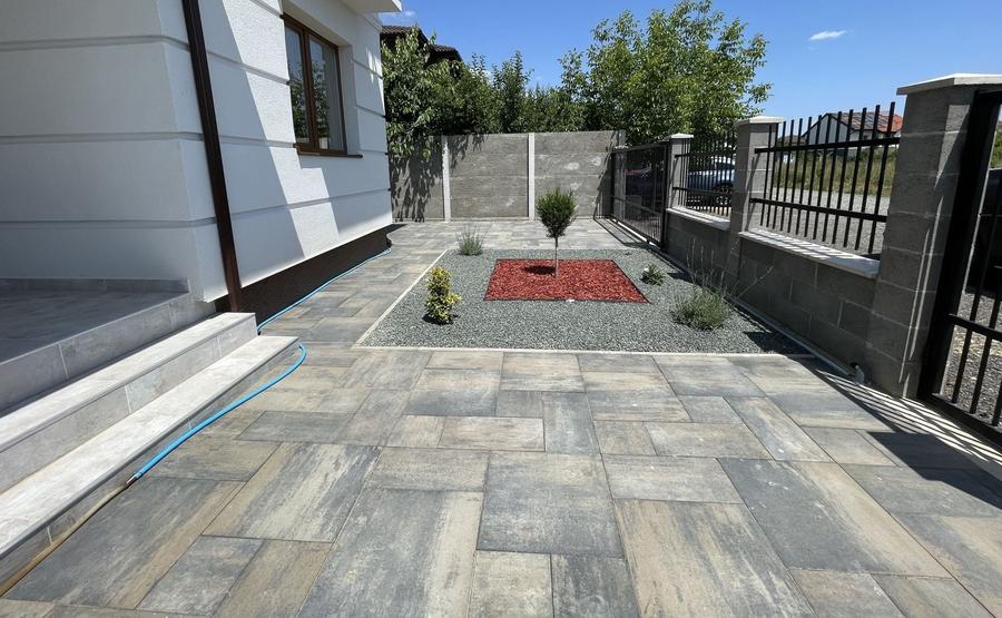 Duplex cu 4 camere cu Canalizare în Dumbrăvița