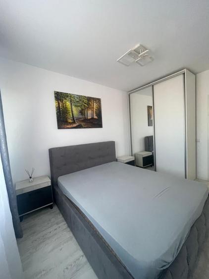Apartament cu 2 camere semidecomandat în Militari