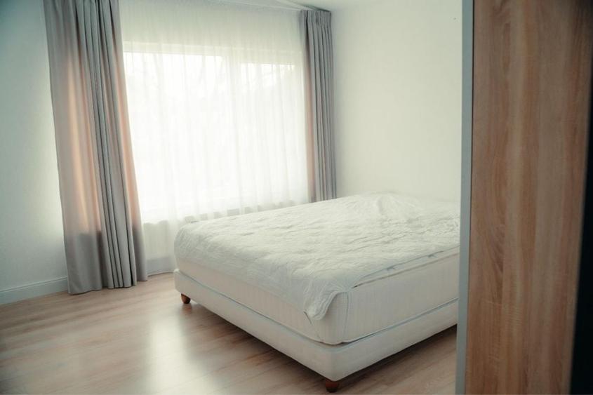Casă cu 3 camere în Unirea