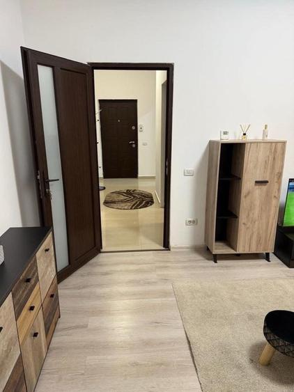 Garsonieră decomandată în Dobrești