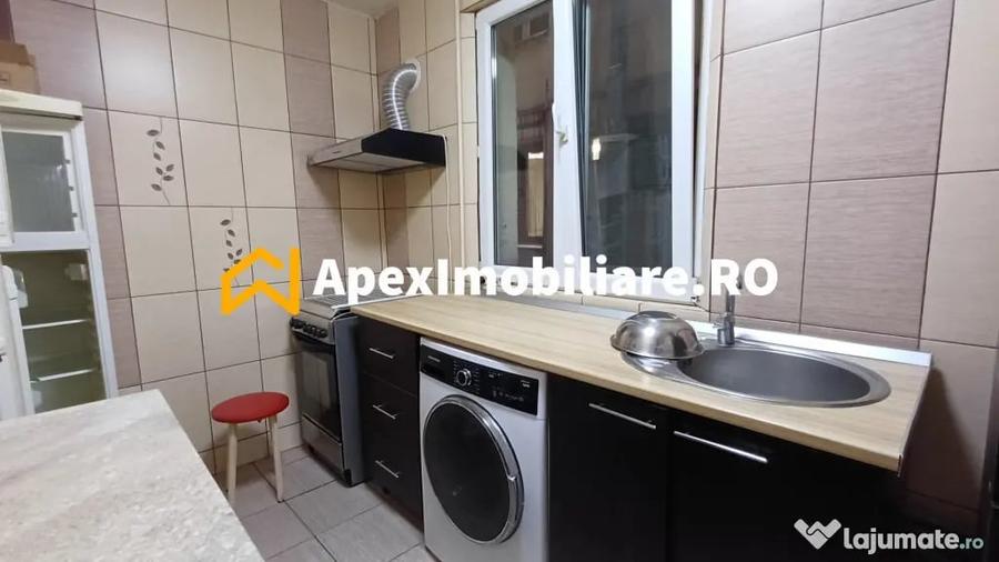 Apartament cu 2 camere decomandat în Cantemir