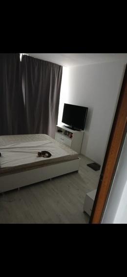 Apartament cu 3 camere decomandat în Micro 17