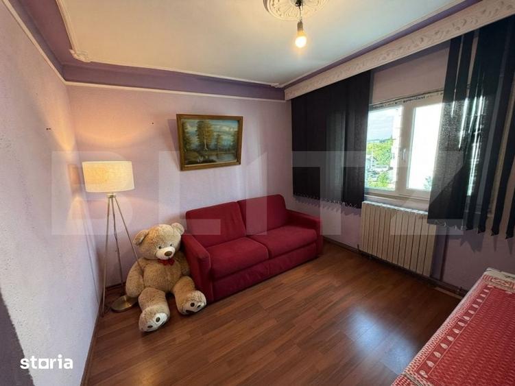 Apartament cu 4 camere în Ciurea