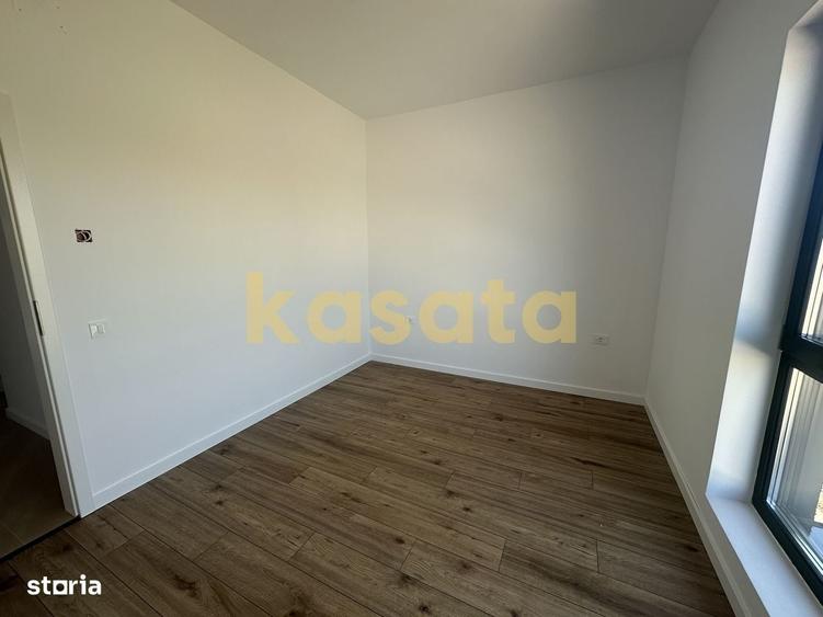 Casă cu 4 camere în Domnești
