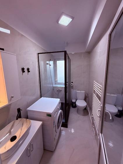 Apartament cu 2 camere decomandat în Ultracentral