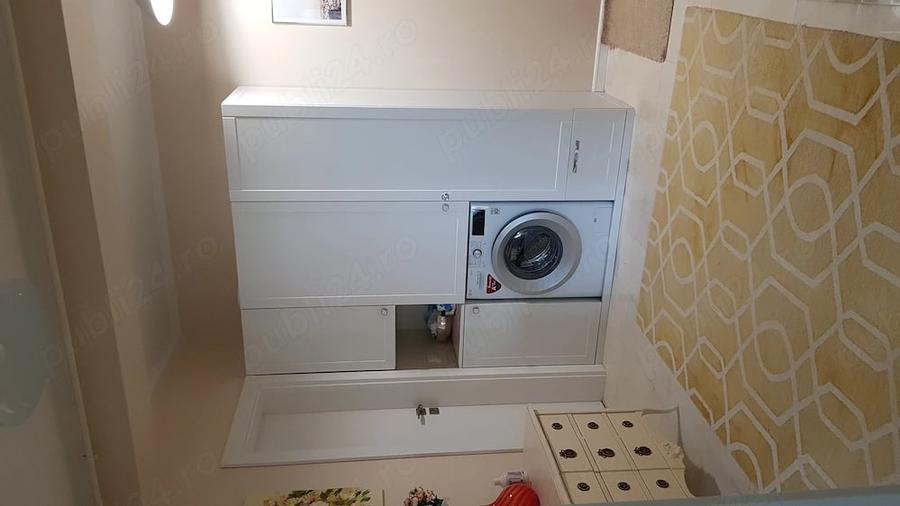 Apartament cu 3 camere decomandat în Primo