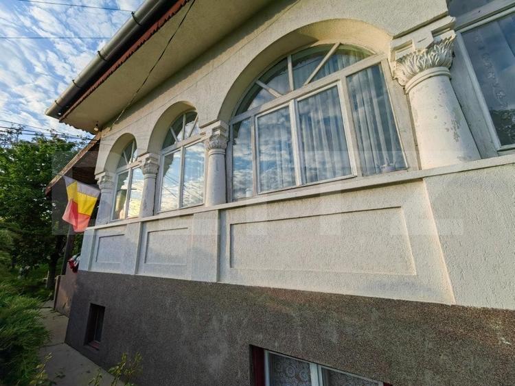 Casă individuală cu 5 camere cu Garaj în Șard