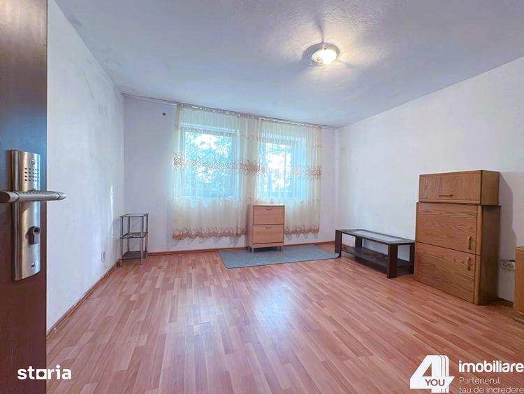 Casă cu 2 camere cu Teren 1166 Mp în Secusigiu