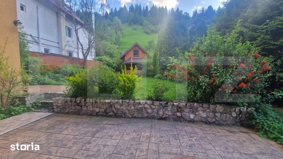 Casă cu Teren 4780 Mp în Moieciu