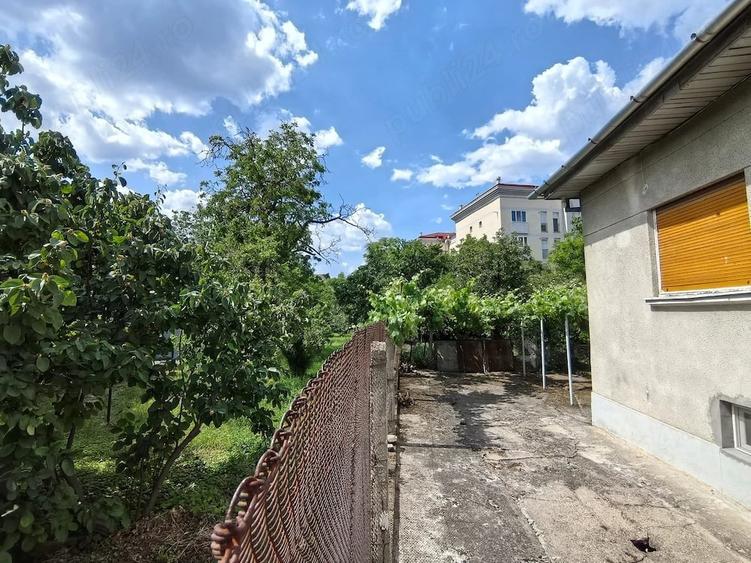 Teren de 821 mp, în Spitalul Județean