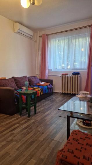 Apartament 3 camere, parter,Sagului Piata Doina - 1