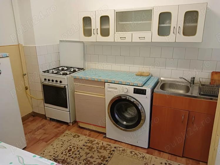 Garsonieră decomandată în Rotbav