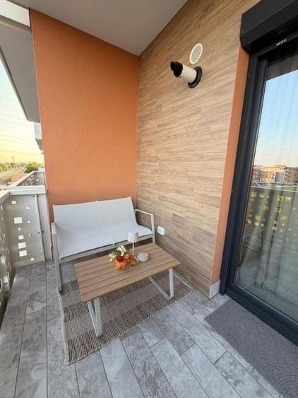 Apartament cu 2 camere decomandat în Torontalului