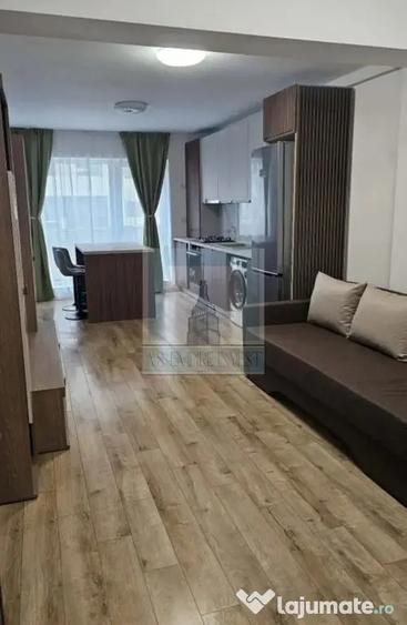 Apartament cu 2 camere semidecomandat, mobilat în 13 Decembrie