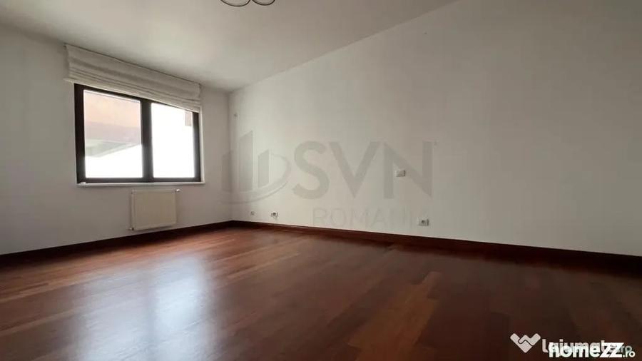 Apartament cu 6 camere decomandat în Sisești