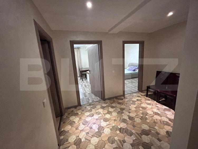 Apartament cu 4 camere semidecomandat, mobilat în Ultracentral