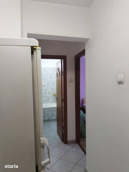 Apartament cu 2 camere decomandat în Republicii