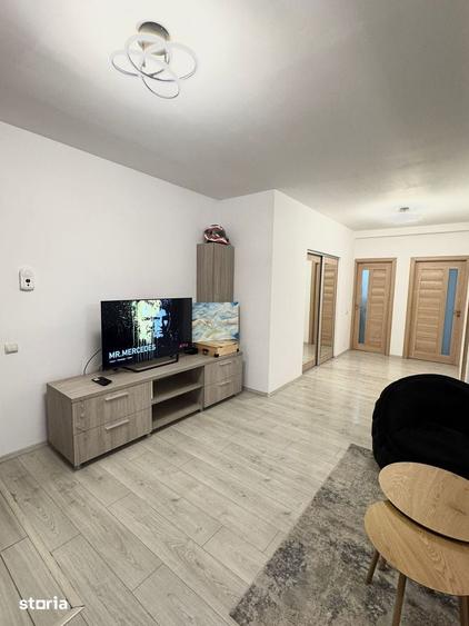 Apartament cu 3 camere în Florești