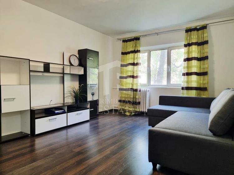 Apartament cu 2 camere decomandat, mobilat în P-ța Gorjului