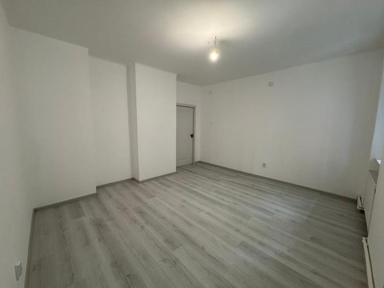 Apartament cu 3 camere decomandat în Grozăvești