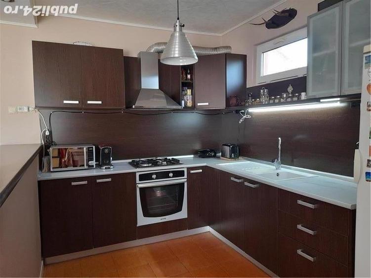 Casă cu 3 camere cu Teren 220 Mp în Pantelimon