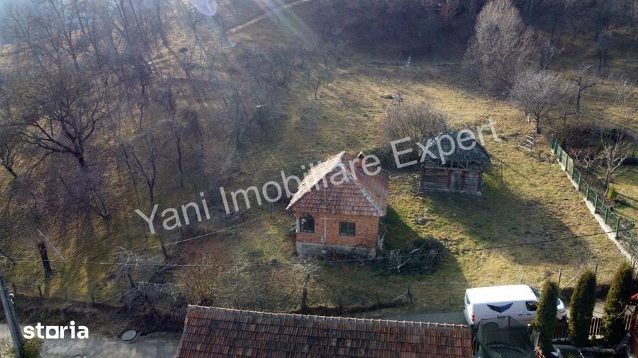 Casă cu 2 camere cu Teren 2743 Mp în Cicănești