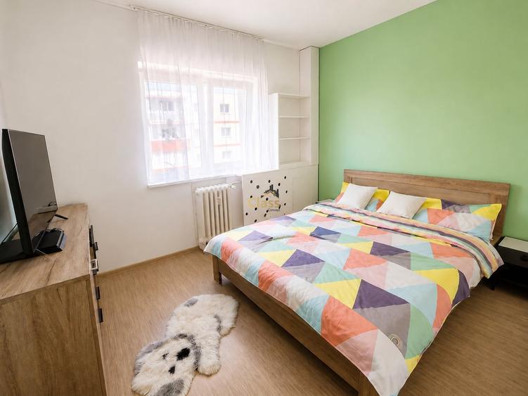 Apartament cu 3 camere decomandat, mobilat în Grigorescu