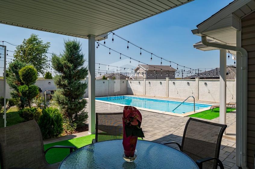 Casă individuală cu 5 camere cu Piscina în Siminoc