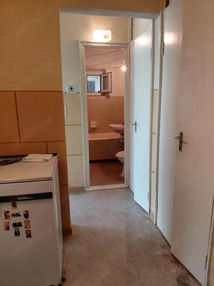 Apartament cu 2 camere decomandat în Micro 17