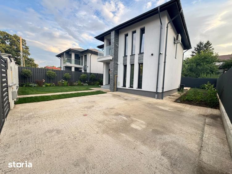 Casă cu 4 camere cu Teren 340 Mp în Central