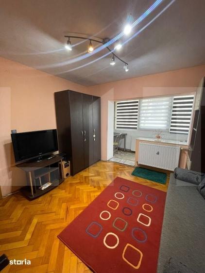 Apartament cu 3 camere decomandat în Aradului