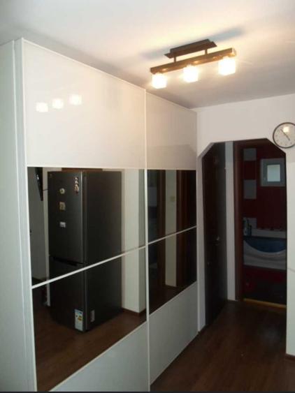 Apartament cu 2 camere decomandat, mobilat în Rahova