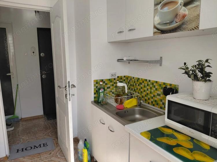 Apartament cu 2 camere semidecomandat în Țiglina 1