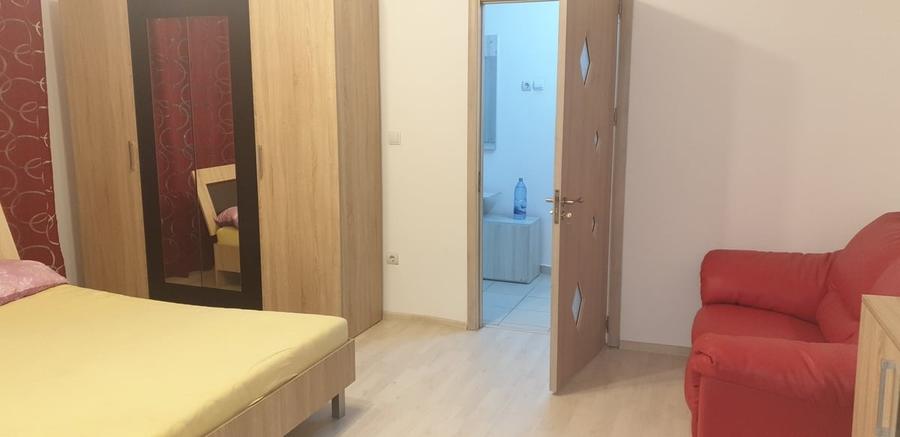 Garsonieră decomandată în Alexandru Obregia