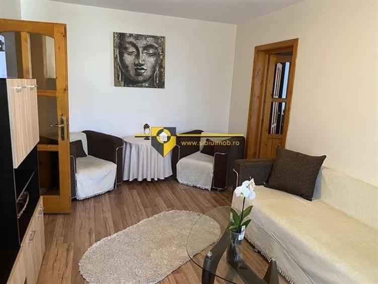 Apartament cu 2 camere semidecomandat în Central