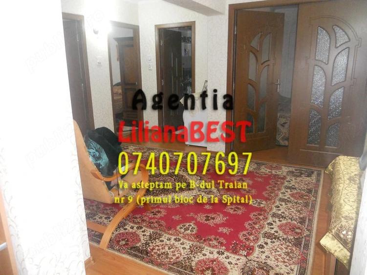 Apartament cu 4 camere decomandat în Central