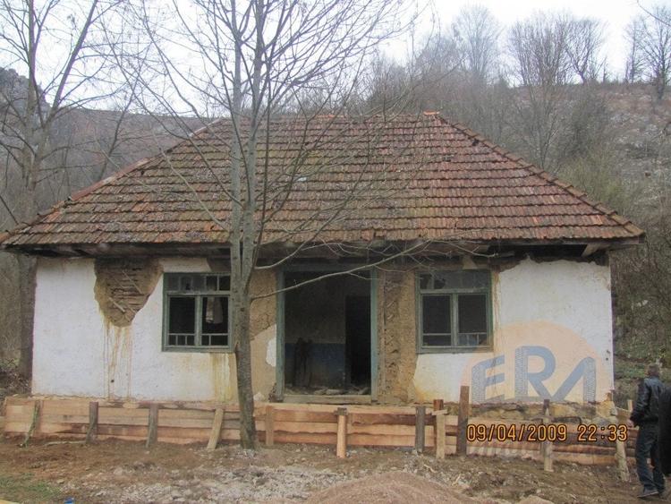 Teren Construcții intravilan de 1814 mp, în Roșia