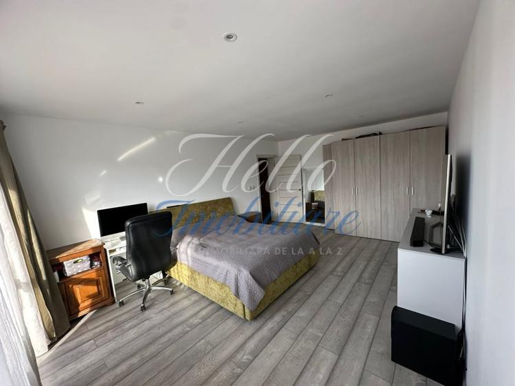 Apartament cu 3 camere semidecomandat în Florești