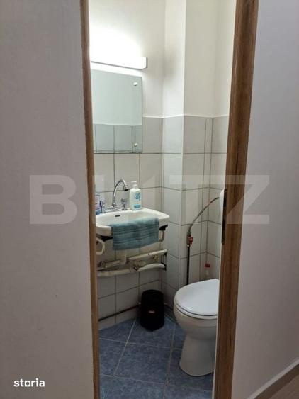 Apartament cu 3 camere în Tractorul