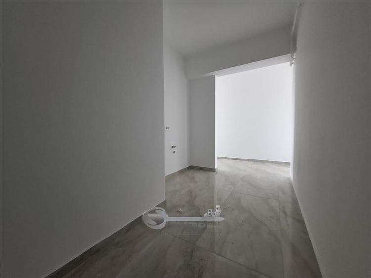 Apartament cu 3 camere decomandat în Galata