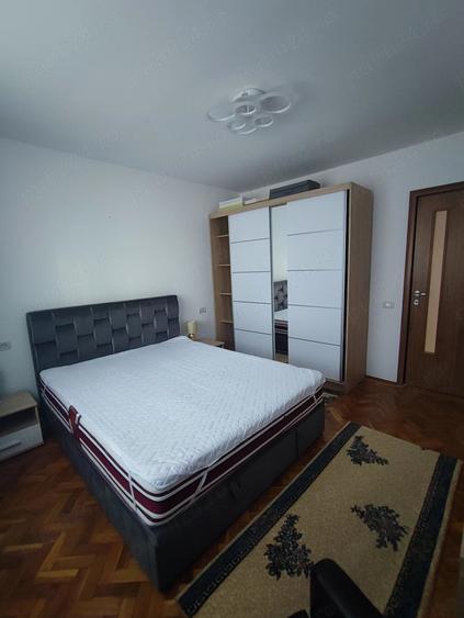 Apartament cu 3 camere decomandat în Tomis Nord