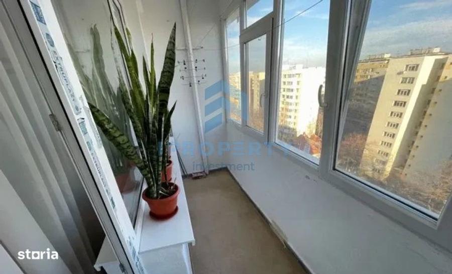 Apartament cu 3 camere, mobilat în Tei