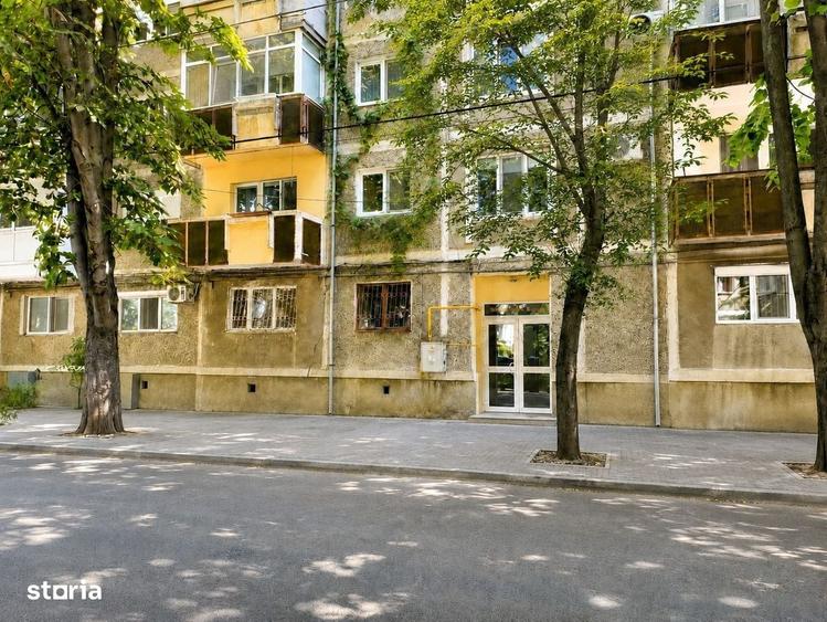 Apartament cu 3 camere decomandat în Aradului — fotografia 3