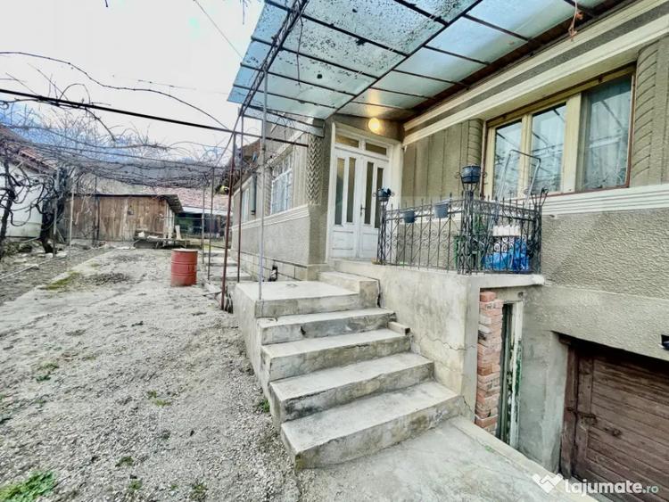 Casă cu 2 camere cu Teren 793 Mp în Galda de Jos
