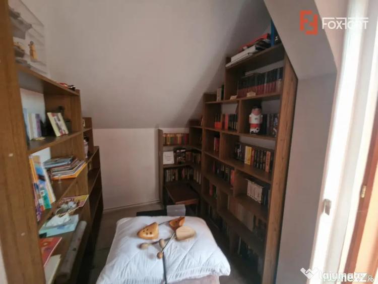 Casă cu 7 camere cu Teren 1500 Mp în Bazoș