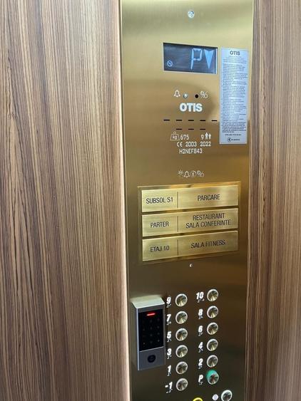 Apartament cu 2 camere semidecomandat, mobilat în Blumăna